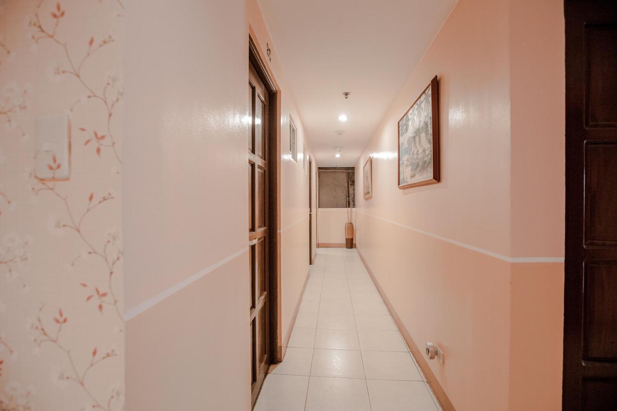 Haeinsa Condotel Quezon City Buitenkant foto