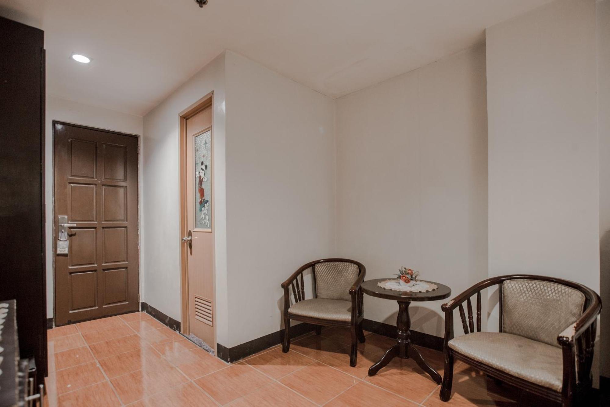 Haeinsa Condotel Quezon City Buitenkant foto